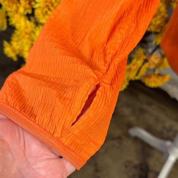 Gymshark Women's High Viz Orange Front Zip Long Sleeve workout Jacket - Picture 7 of 12